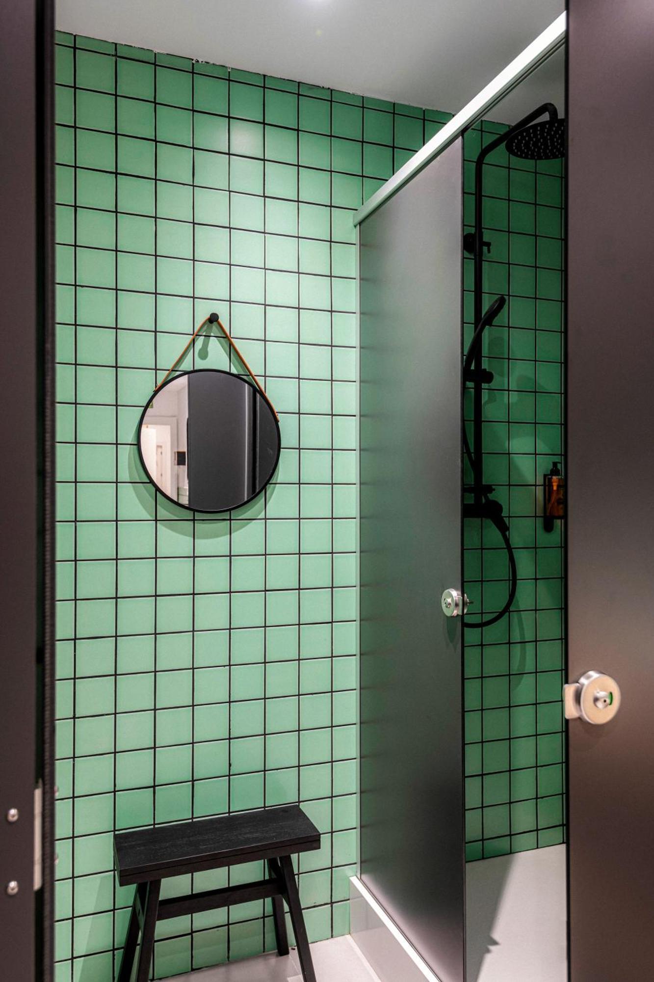Hostal Colo Colo - Single Private Beds Valencia